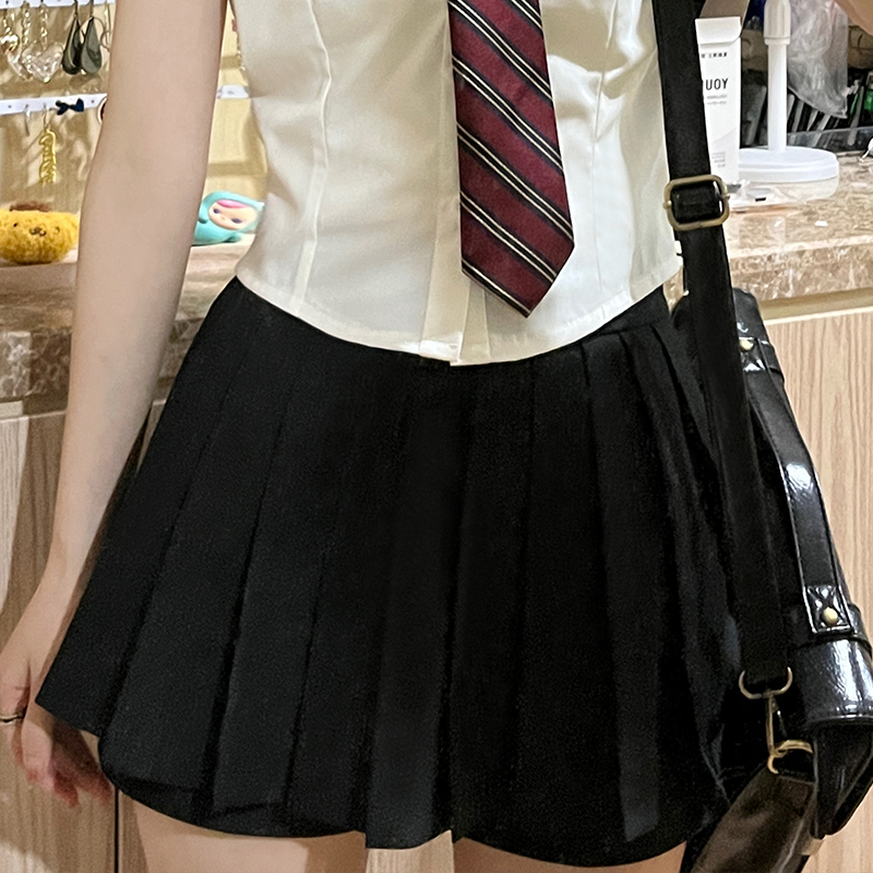 Petite Puff Sleeve JK Uniform Set with Waist-Defined Short Sleeve Shirt and Pudding Bear Design for Summer Women’s Fashion Petite Puff Sleeve JK Uniform Set with Waist-Defined Short Sleeve Shirt and Pudding Bear Design for Summer Women’s Fashion