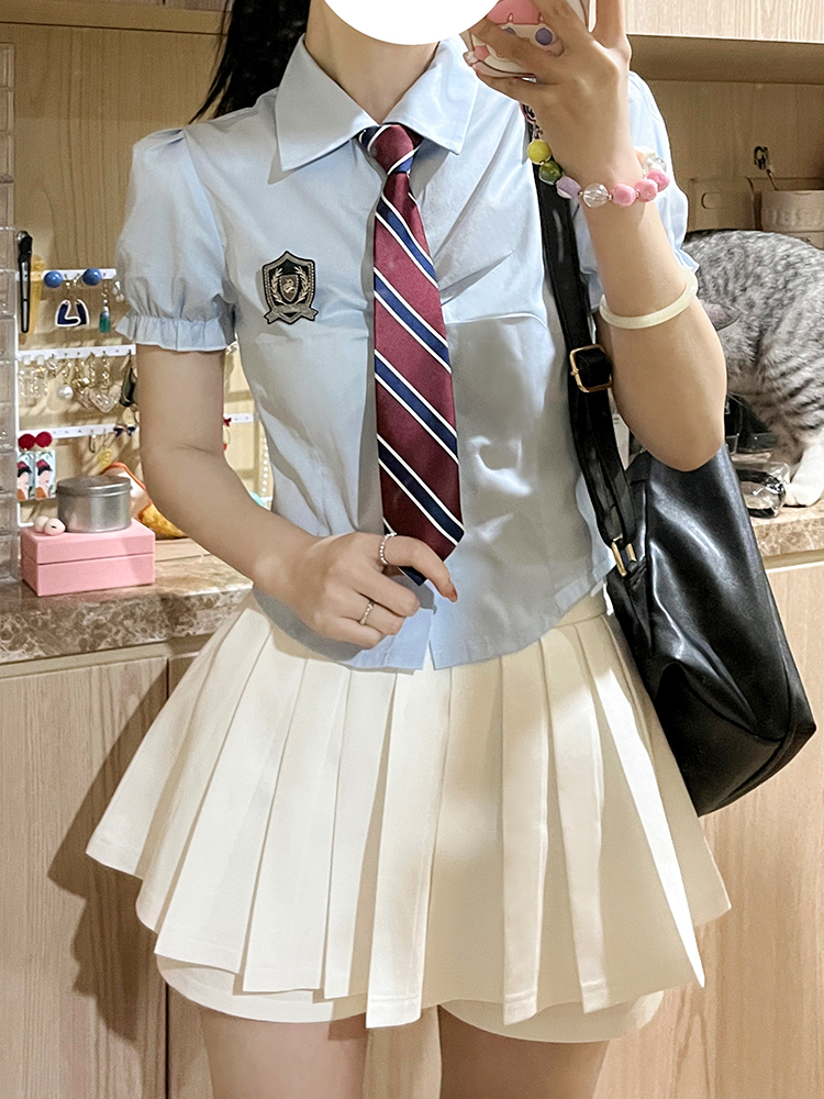 Petite Puff Sleeve JK Uniform Set with Waist-Defined Short Sleeve Shirt and Pudding Bear Design for Summer Women’s Fashion Petite Puff Sleeve JK Uniform Set with Waist-Defined Short Sleeve Shirt and Pudding Bear Design for Summer Women’s Fashion