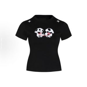 Petite Slim Fit Short-Sleeved T-Shirt with Patch Embroidery for Women - Trendy Summer Style, Age-Reducing Design