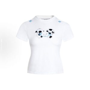 Petite Slim Fit Short-Sleeved T-Shirt with Patch Embroidery for Women - Trendy Summer Style, Age-Reducing Design
