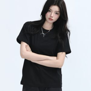 Petite Women's Fitted Gray Short-Sleeve T-Shirt with Round Neck - Summer Style, Casual Graphic Tee for Trendy Looks