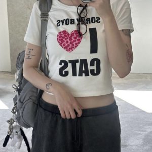 Pink Leopard Print Heart Short Sleeve Fitted Cotton T-Shirt for Women - Trendy Age-Reducing Design