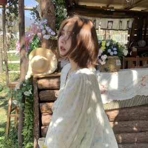 Pink Lily of the Valley Floral Doll Collar Long Sleeve Shirt for Women, Loose Thin Top for Spring and Autumn, Vintage Style