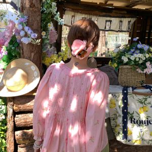 Pink Lily of the Valley Floral Doll Collar Long Sleeve Shirt for Women, Loose Thin Top for Spring and Autumn, Vintage Style
