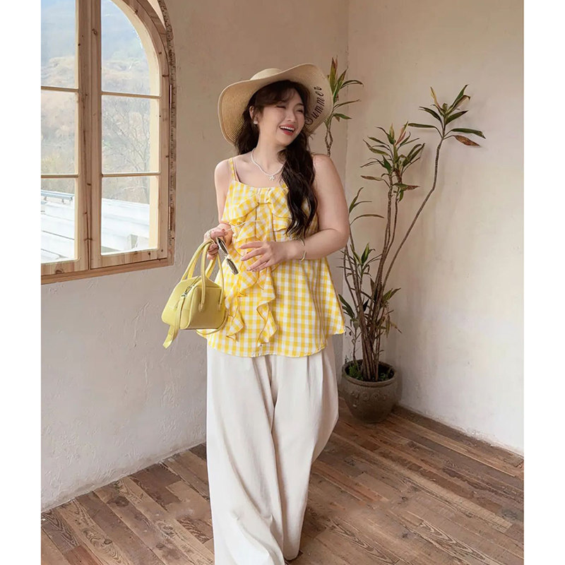 Plaid Bow Tie Sleeveless Top for Plus Size Women - Flattering Summer Blouse for Curvy Figures, Sweet Design and Age-Reducing Style