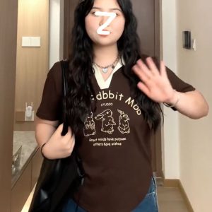 Plus Size American Retro Short Sleeve Polo Collar V-Neck Cropped T-Shirt for Women - Flattering Summer Top for Curvy Figures