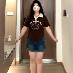 Plus Size American Retro Short Sleeve Polo Collar V-Neck Cropped T-Shirt for Women - Flattering Summer Top for Curvy Figures