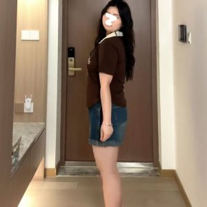 Plus Size American Retro Short Sleeve Polo Collar V-Neck Cropped T-Shirt for Women - Flattering Summer Top for Curvy Figures