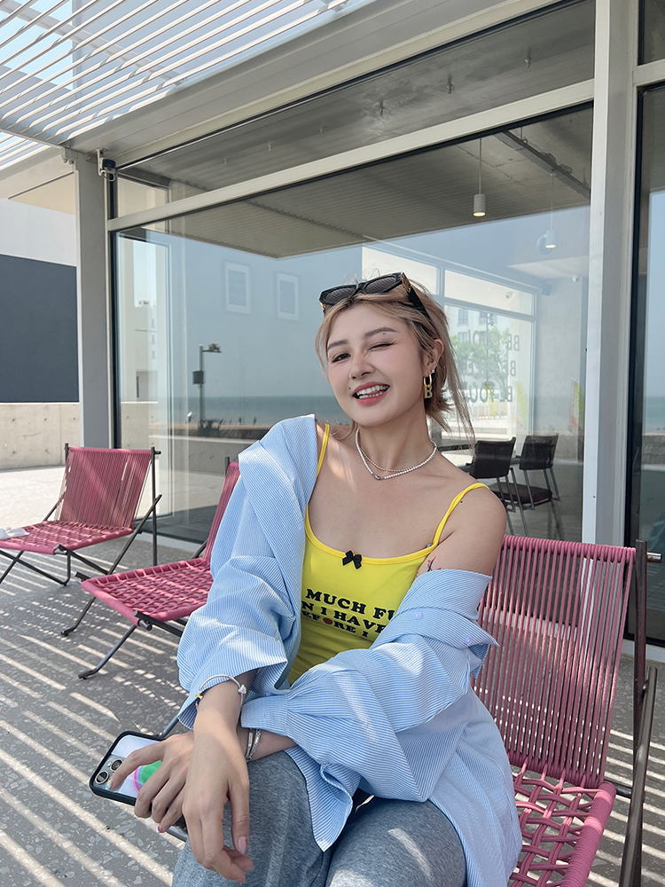 Plus Size American Vintage Bow Print Tank Top - Hot Girl Millennial Style, Versatile Summer Essential, Y2K Fashion Plus Size American Vintage Bow Print Tank Top - Hot Girl Millennial Style, Versatile Summer Essential, Y2K Fashion