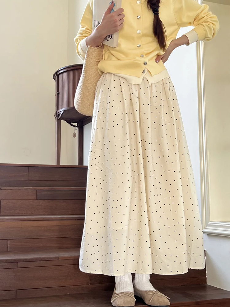 Plus Size Apricot Polka Dot A-Line Half Skirt for Curvy Women - Flattering High-Waisted Summer Style 2025 Plus Size Apricot Polka Dot A-Line Half Skirt for Curvy Women - Flattering High-Waisted Summer Style 2025