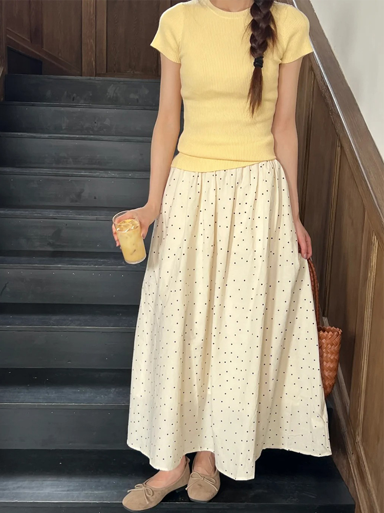 Plus Size Apricot Polka Dot A-Line Half Skirt for Curvy Women - Flattering High-Waisted Summer Style 2025 Plus Size Apricot Polka Dot A-Line Half Skirt for Curvy Women - Flattering High-Waisted Summer Style 2025