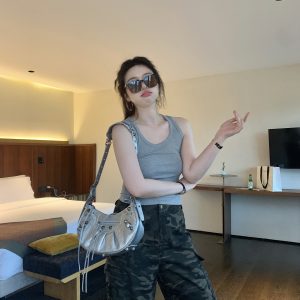 Plus Size Backless U-Neck Camisole Tank Top - Easy-to-Wear, Multi-Color Basic for Effortless Style