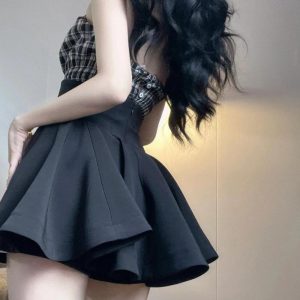 Plus Size Black Fluffy Half Skirt for Women - High-Waisted Pleated A-Line Umbrella Skirt for Autumn Winter, Slimming Fit for Petite Figures