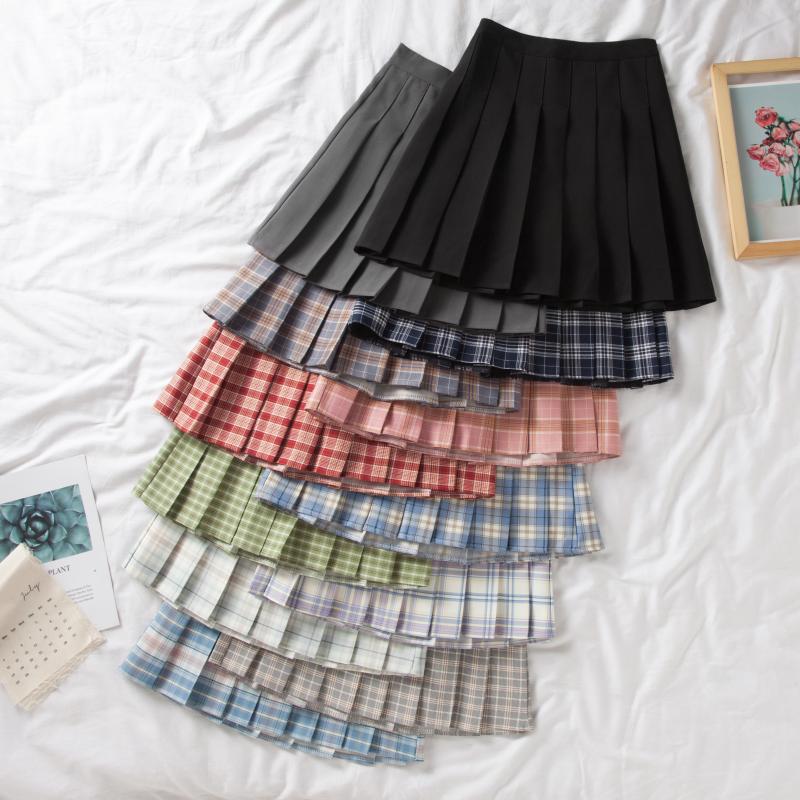 Plus Size Black High-Waisted Pleated A-Line Midi Skirt for Women, Summer College Style Checkered JK Skirt, Anti-Exposure Fashion