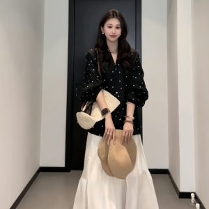 Plus-Size Black Polka Dot Long Sleeve Top with Lantern Sleeves - Minimalist Linen Spring Shirt for Curvy Women