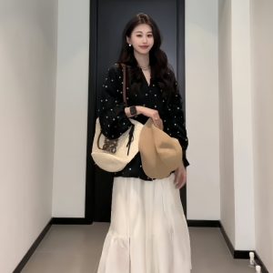 Plus-Size Black Polka Dot Long Sleeve Top with Lantern Sleeves - Minimalist Linen Spring Shirt for Curvy Women