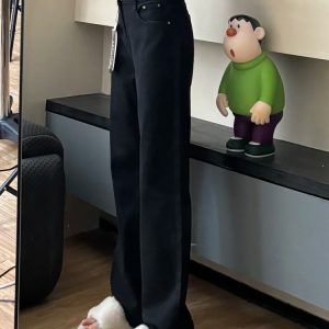 Plus-Size Black Straight-Leg Jeans for Petite Women - 2025 New Style, Loose Fit, Casual Fashion Essential