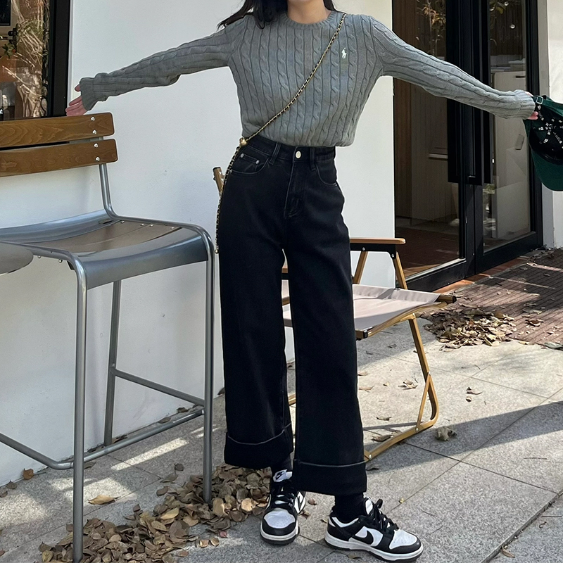 Plus Size Black Straight-Leg Jeans for Women, 2025 New Style, Loose Nine-Point Wide-Leg Pants for Pear-Shaped Figures