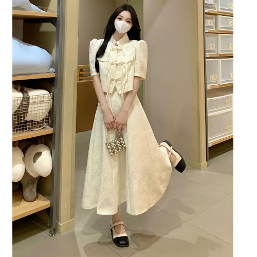 Plus-Size Chinese Style Short Sleeve Jacket for Women, Slimming High-Waisted Retro Half-Length Dress, Elegant National Wind Fashion