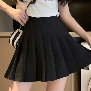 Plus Size Deep Blue High Waist Pleated Skirt for Women, Slimming Anti-Exposure A-Line Design, Stylish Short Skirt for Curvy Girls