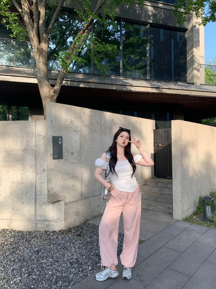 Plus Size Designer Lace One-Shoulder Top - Slimming Pleated Short T-Shirt for Summer - Trendy Chubby Style Plus Size Designer Lace One-Shoulder Top - Slimming Pleated Short T-Shirt for Summer - Trendy Chubby Style