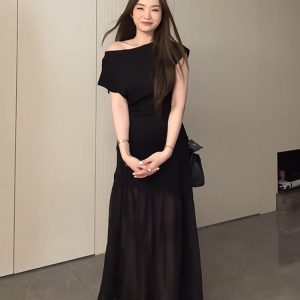 Plus-Size Flattering Off-Shoulder Summer Dress, Long Patchwork Little Black Dress for Women, Trendy and Fashionable Design