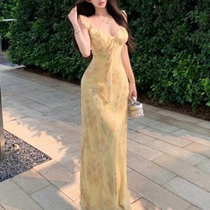 Plus-Size Floral Ruffled Strap Dress for Women - Summer French Style, Waist-Cinching, Elegant Long Dress for Vacation Vibes