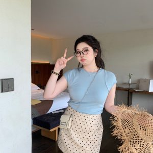 Plus-Size Flutter Sleeve Pleated Top for Curvy Figures - Easy to Wear, Flattering Short Sleeve Design, Perfect for Everyday Style