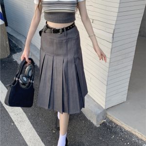 Plus-Size Gray Pleated A-Line Skirt for Women, Mid-Length Korean Style, Slimming College Fashion Design