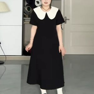 Plus-Size Hepburn-Style Summer Dress with Bellflower Design, Slimming Waist, French Doll Collar, Vintage Tea Dress for Curvy Women