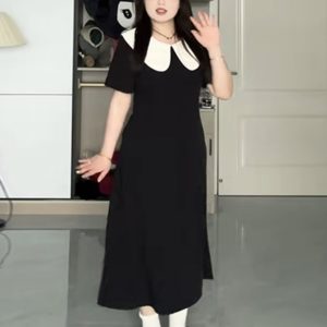 Plus-Size Hepburn-Style Summer Dress with Bellflower Design, Slimming Waist, French Doll Collar, Vintage Tea Dress for Curvy Women