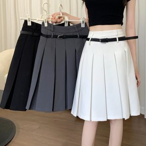 Plus-Size High-End White Pleated A-Line Skirt for Women - Summer College Style Mid-Length Hip-Covering Fashion