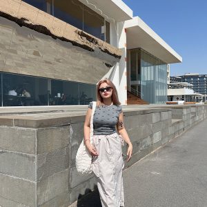 Plus Size High Waist Slimming Midi Skirt - Versatile American Style Work Skirt for Summer Fashion