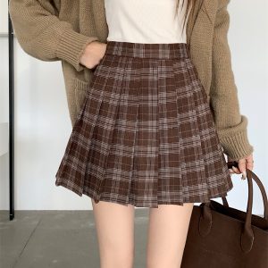 Plus Size High-Waisted A-Line Plaid Wool Pleated Skirt for Autumn Winter - Flattering Short Skirt for Curvy Women and Students