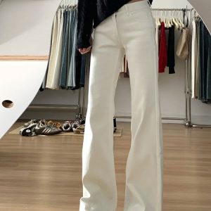 Plus-Size High-Waisted Loose-Fitting Flared Jeans for Women - White, Perfect for Short Individuals, Comfortable Fit