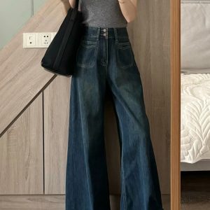 Plus Size High-Waisted Loose Wide-Leg Jeans for Curvy Women - Slimming Straight-Leg Style for Pear-Shaped Body - 2025 Trend