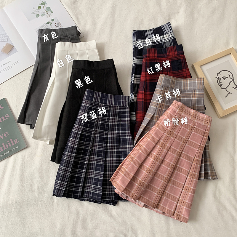 Plus Size High-Waisted Plaid Pleated Skirt for Women - 2025 Spring Summer College Style Short Skirt, Anti-Exposure Design