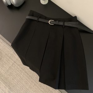 Plus-Size High-Waisted Pleated A-Line Skirt for Women, Slimming College Style, Trendy Half Skirt for Curvy Figures