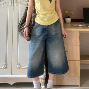 Plus Size High-Waisted Wide-Leg Denim Capri Pants for Women - Flattering Loose Fit American Style Shorts 2025