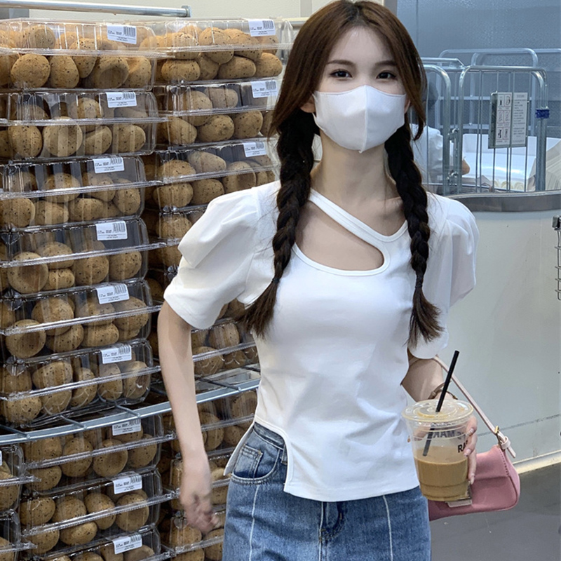 Plus-Size Irregular Short Sleeve T-Shirt for Women - Summer Korean Design, Slim Fit, Flattering Cropped Shoulder Top