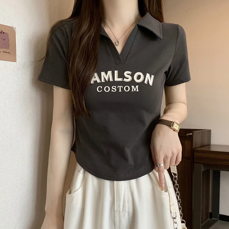 Plus Size Korean Style Letter Polo Collar Short Sleeve T-Shirt for Women - Tummy-Covering Slim Fit Cropped Top for Summer