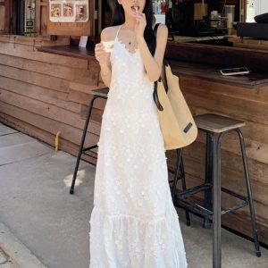 Plus-Size Lace Camisole Dress for Women, Summer French Style, Loose-Fitting Backless A-Line Long Dress, Slimming 90s Inspired Fashion