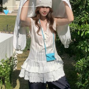 Plus-Size Lace Trim Tank Top for Women, Summer French Style, Loose Flattering Design, Sleeveless Fashion Essential