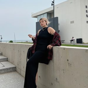 Plus Size Loose Long Sleeve Plaid Shirt in Red and Black Color Block - Minimalist Retro Style for Summer and Autumn Fashion