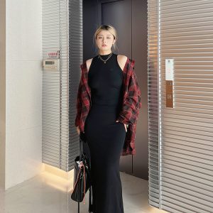 Plus Size Loose Long Sleeve Plaid Shirt in Red and Black Color Block - Minimalist Retro Style for Summer and Autumn Fashion