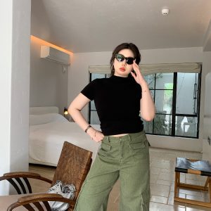 Plus Size Minimalist Fitted Half-High Neck Pleated Short Sleeve High-Stretch T-Shirt for Summer - Slimming and Stylish