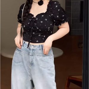 Plus Size Off-Shoulder High-Waisted Top - Flattering Short Shirt for Curvy Figures, Summer Vibe Sweet and Spicy Style