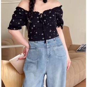 Plus Size Off-Shoulder High-Waisted Top - Flattering Short Shirt for Curvy Figures, Summer Vibe Sweet and Spicy Style