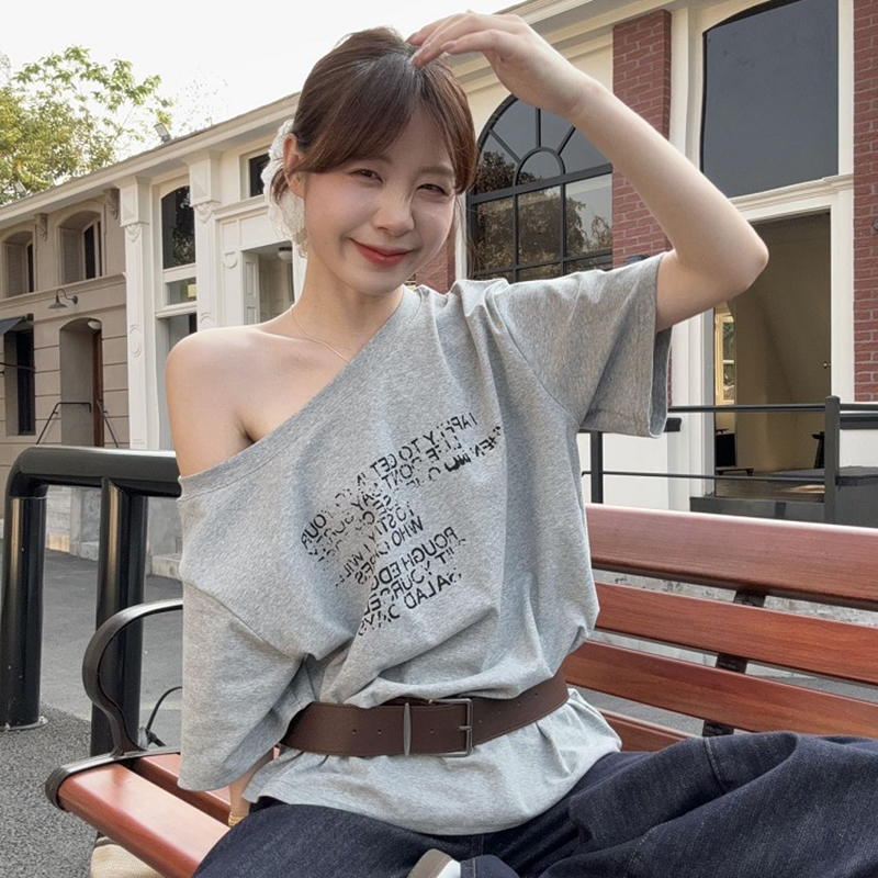 Plus Size Off-Shoulder Letter Print T-Shirt for Women, Summer Loose Fit Top, Flattering Curvy Style, Belly Coverage, Casual American Fashion