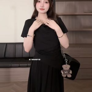 Plus Size Off-Shoulder Short Sleeve T-Shirt and Skirt Two-Piece Set for Women, Casual Summer Outfit, Slimming Fashionable Style